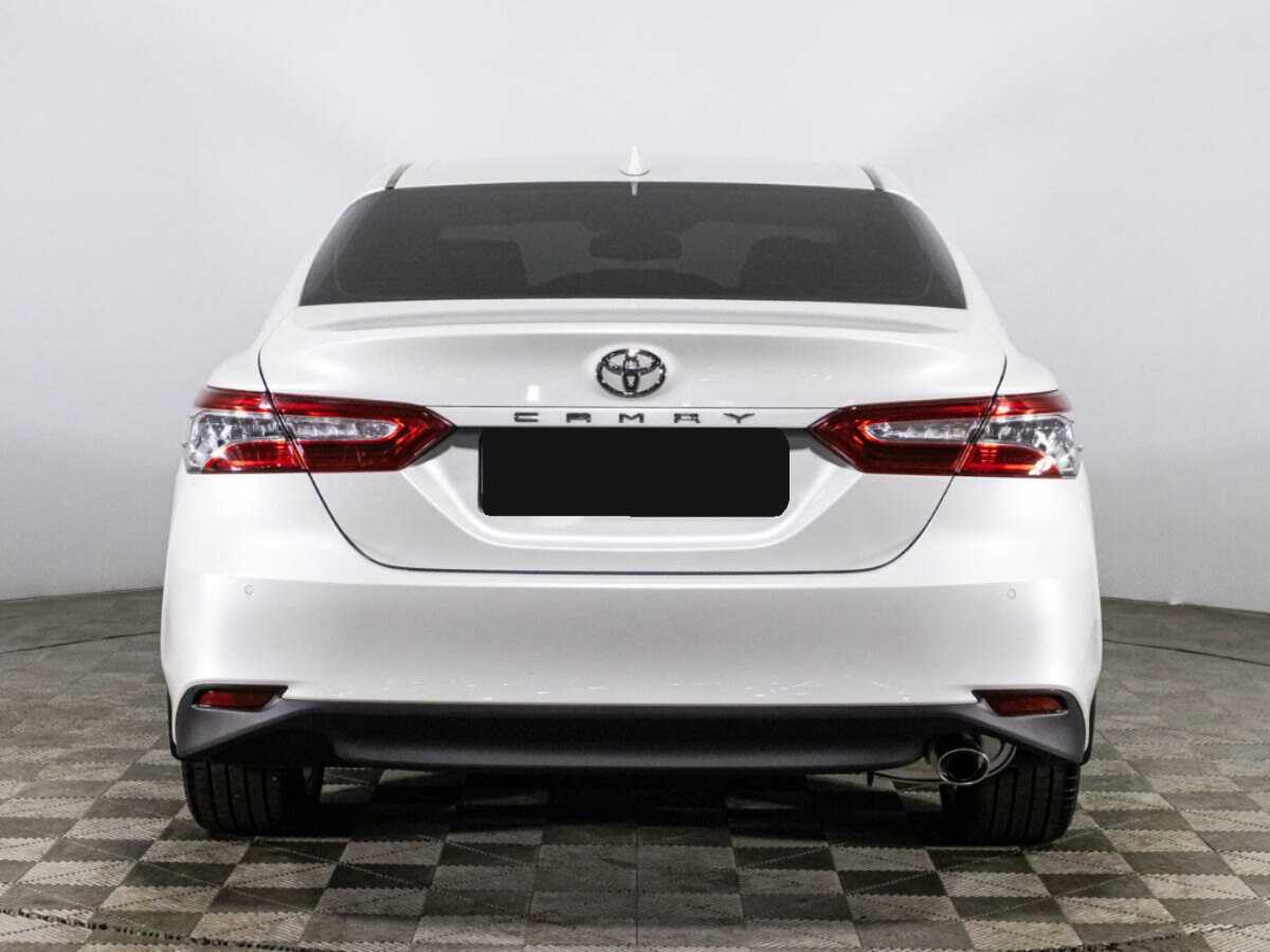 Купить Toyota Camry с пробегом. Фото: #4