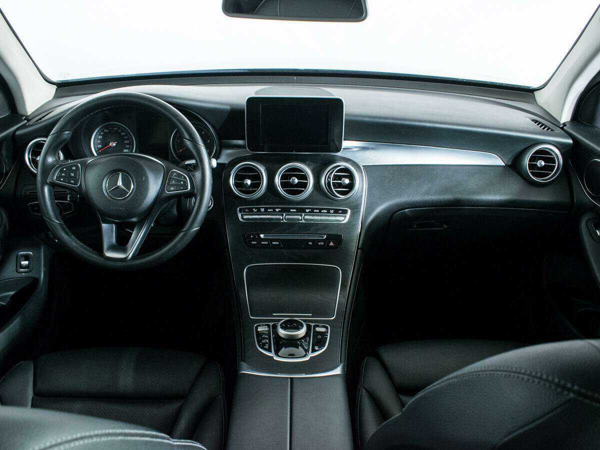 Купить Mercedes-Benz GLC с пробегом. Фото: #11