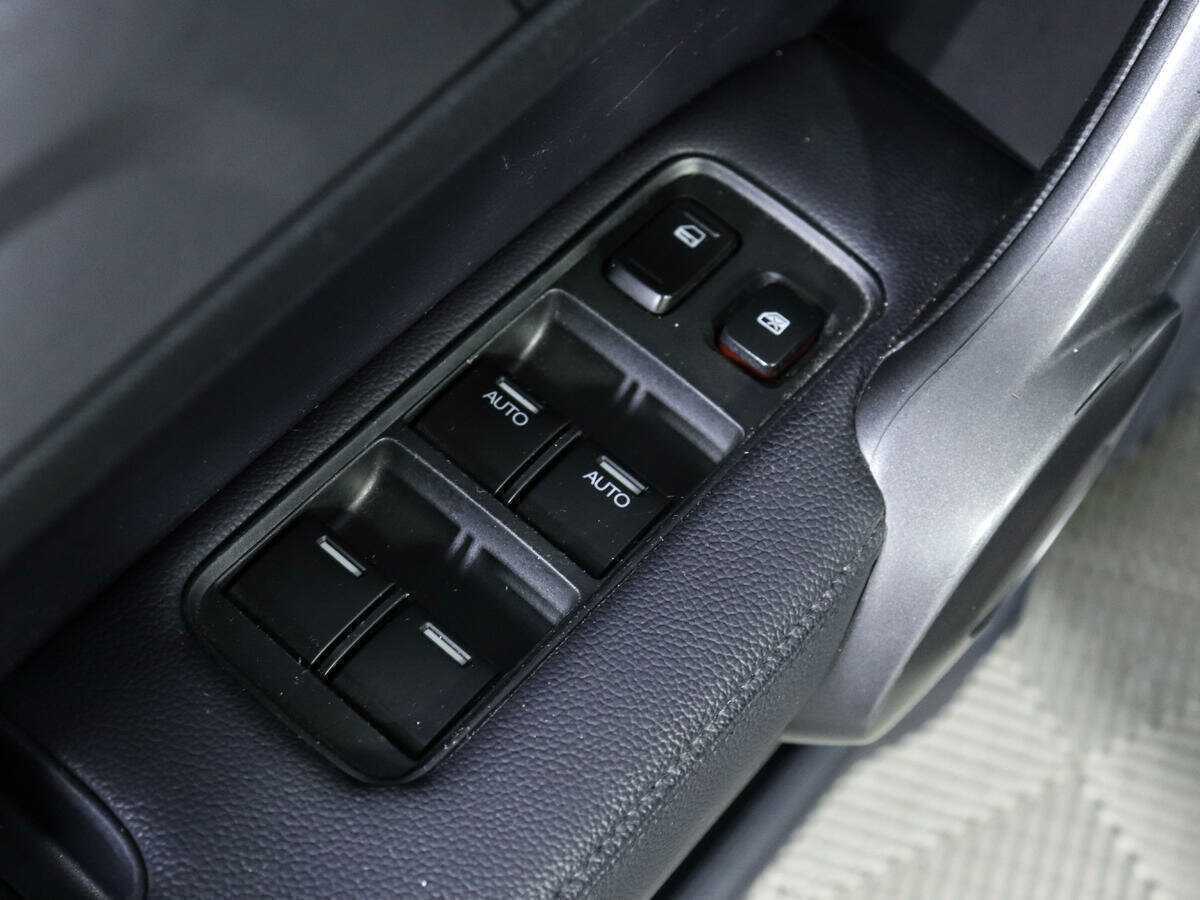 Купить Honda CR-V с пробегом. Фото: #13