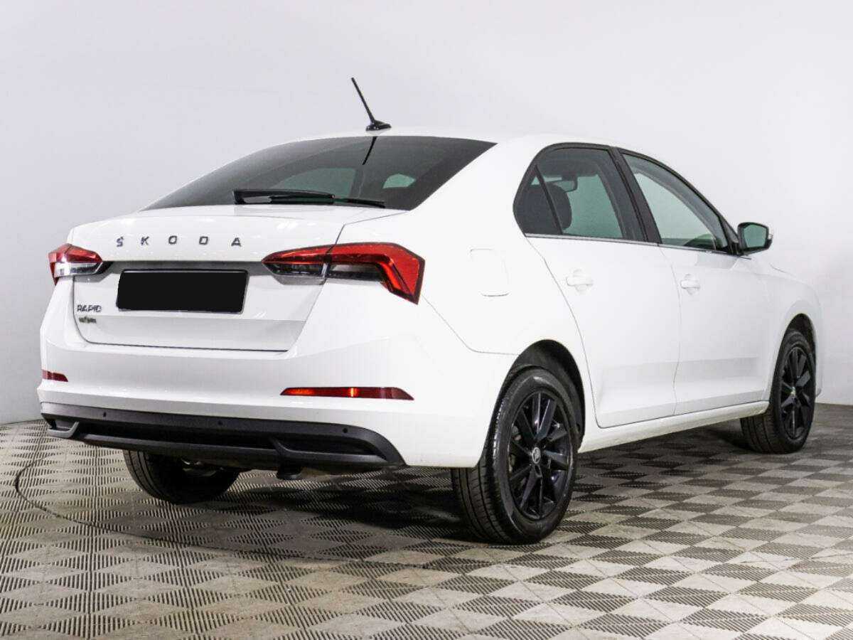 Купить Skoda Rapid с пробегом. Фото: #4