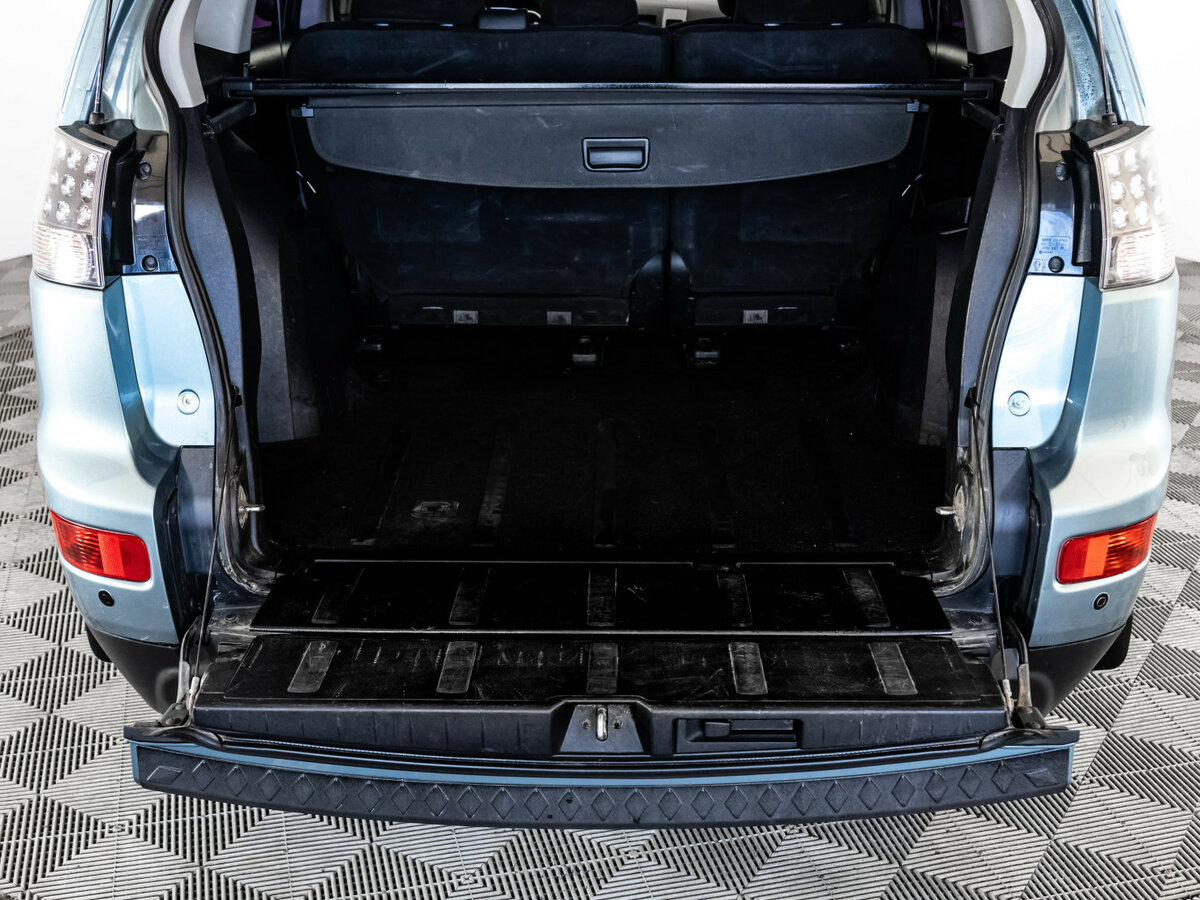 Купить Mitsubishi Outlander с пробегом. Фото: #16