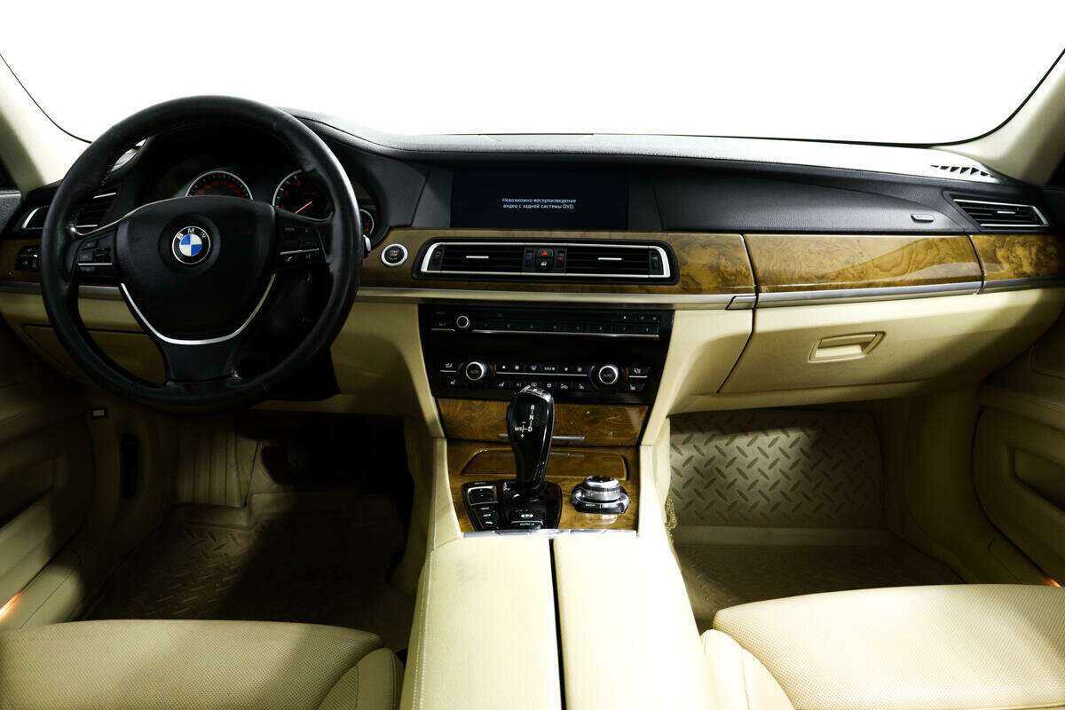 Купить BMW 7 серии с пробегом. Фото: #9