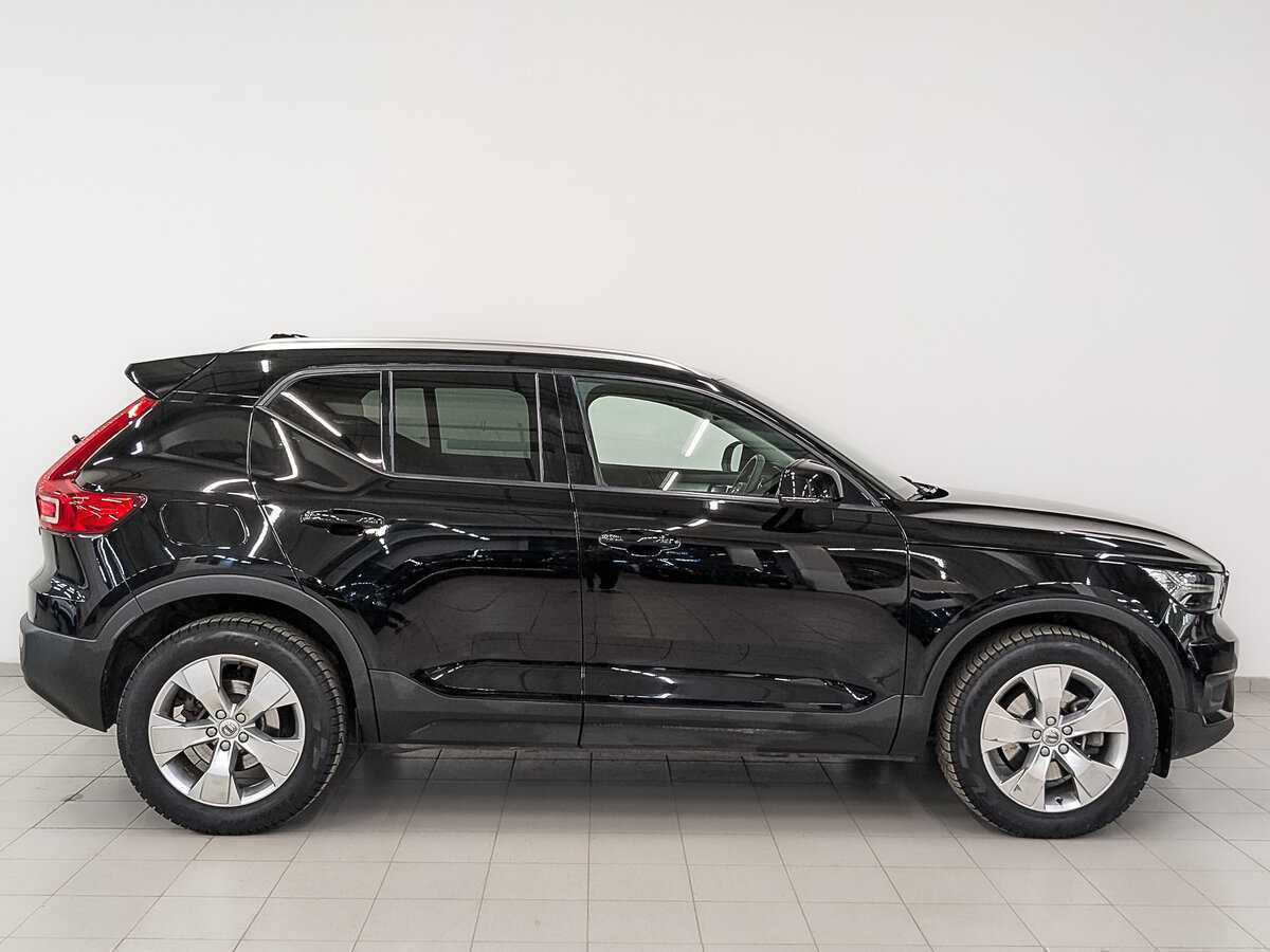 Купить Volvo XC40 с пробегом. Фото: #3