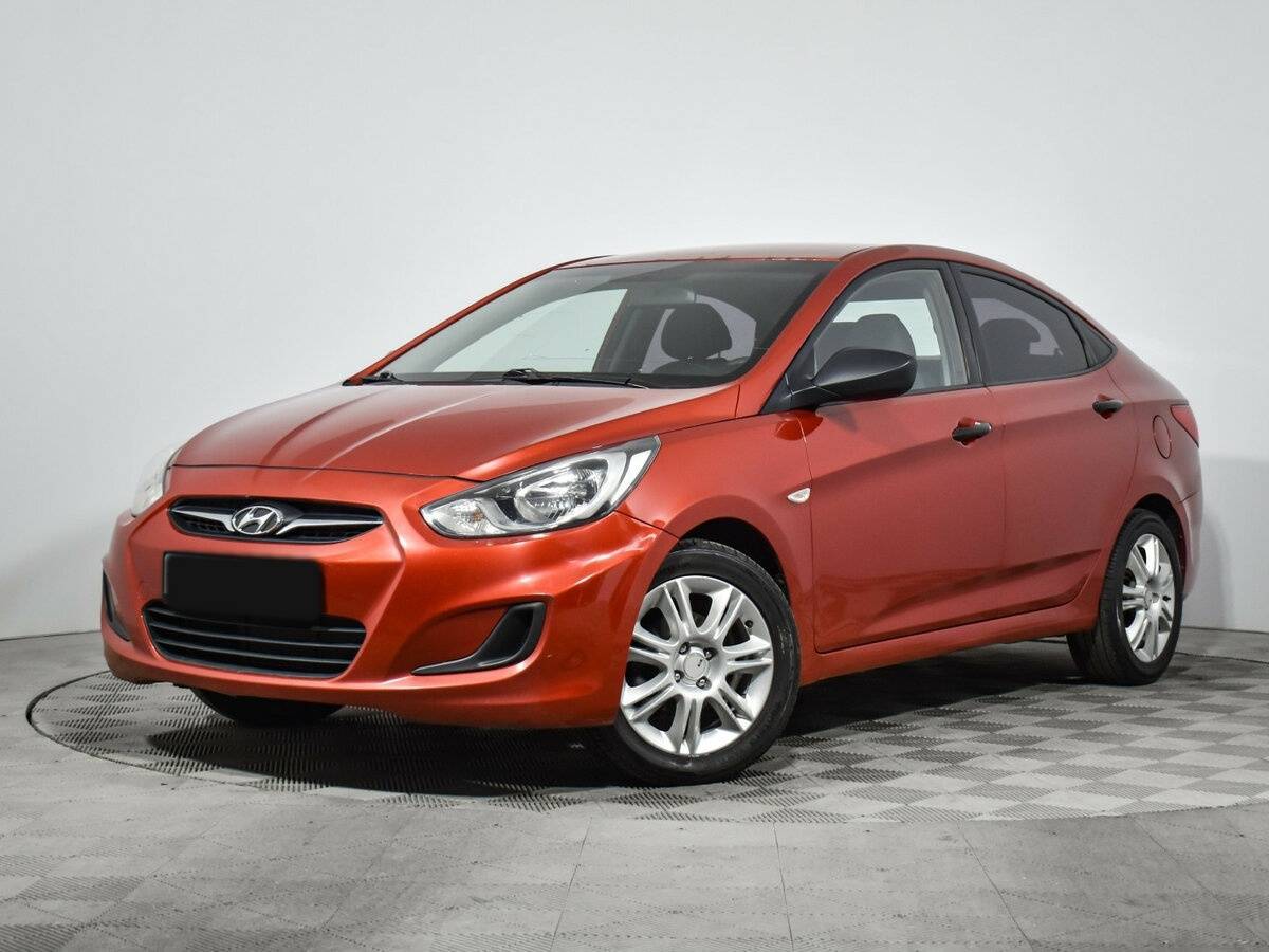 Купить Hyundai Solaris с пробегом. Фото: #0