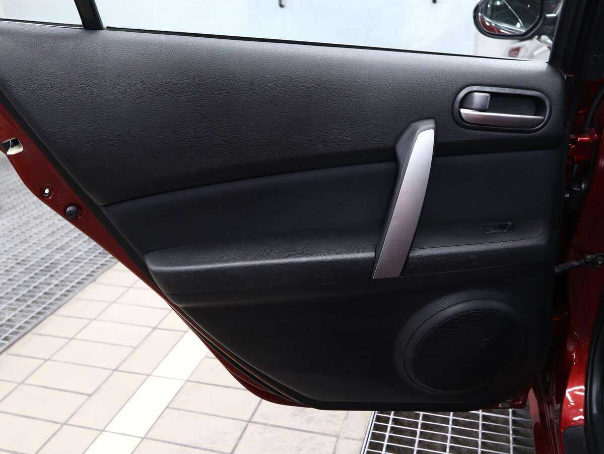 Купить Mazda 6 с пробегом. Фото: #9