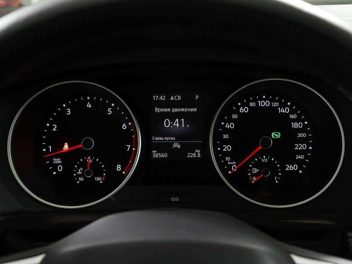 Купить Volkswagen Tiguan с пробегом. Фото: #13