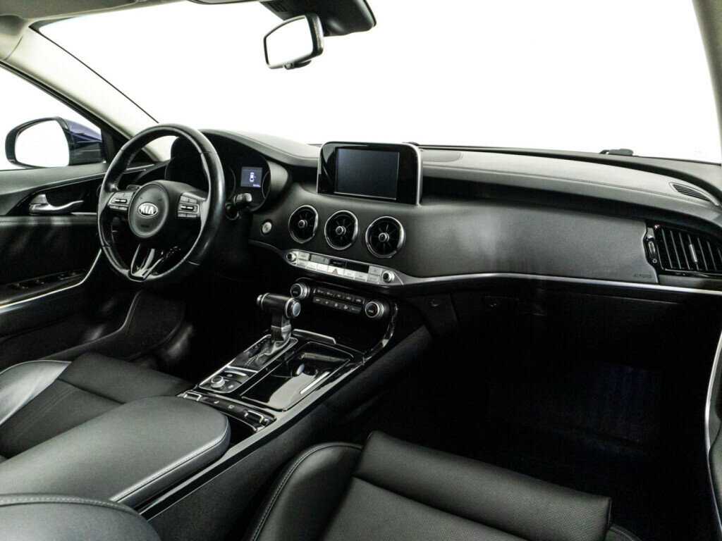 Купить Kia Stinger с пробегом. Фото: #8