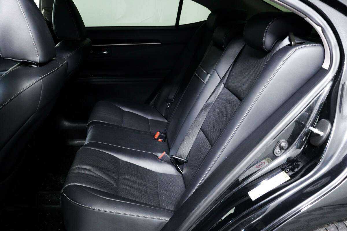 Купить Lexus ES с пробегом. Фото: #11