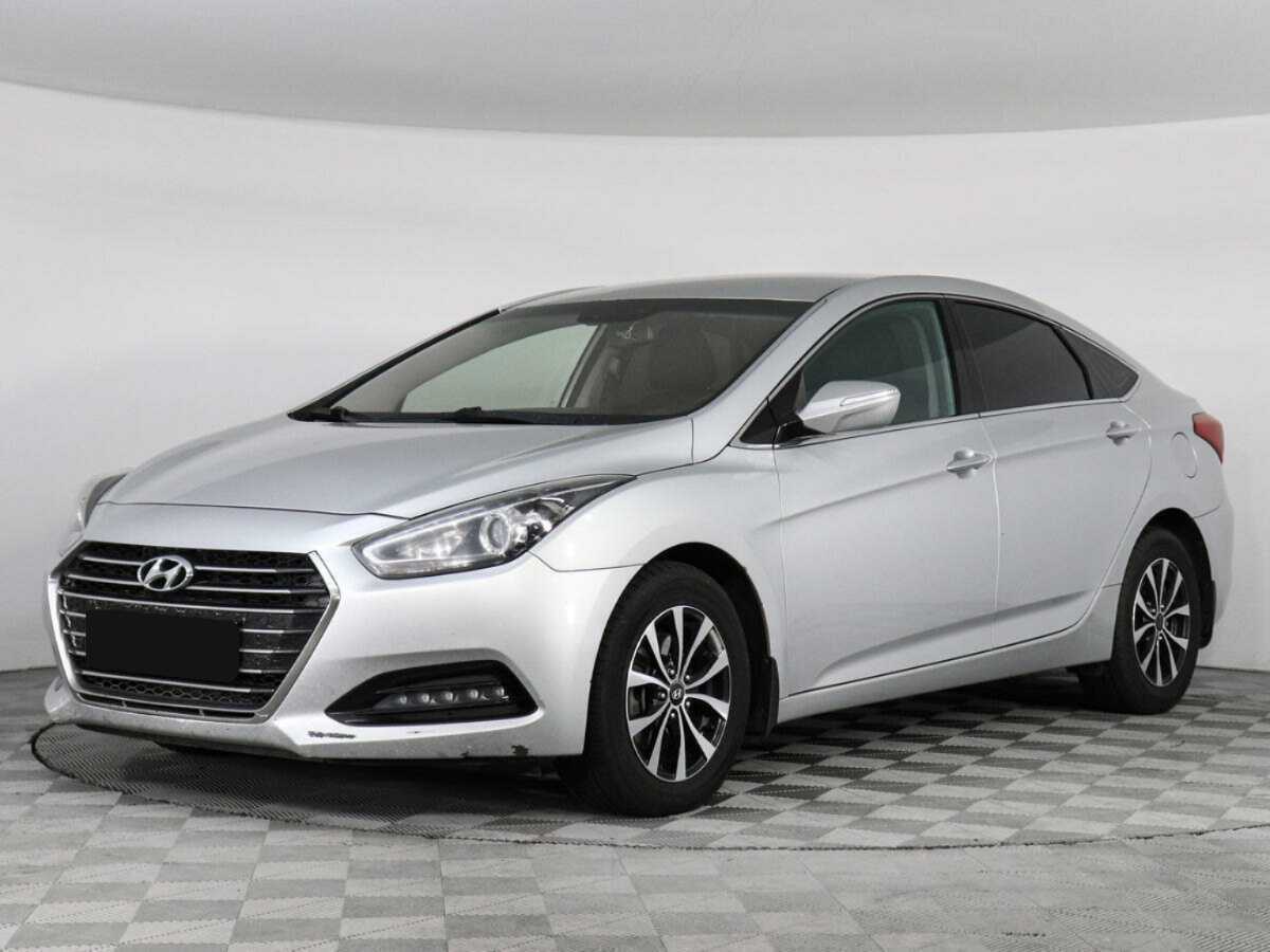 Купить Hyundai i40 с пробегом. Фото: #0