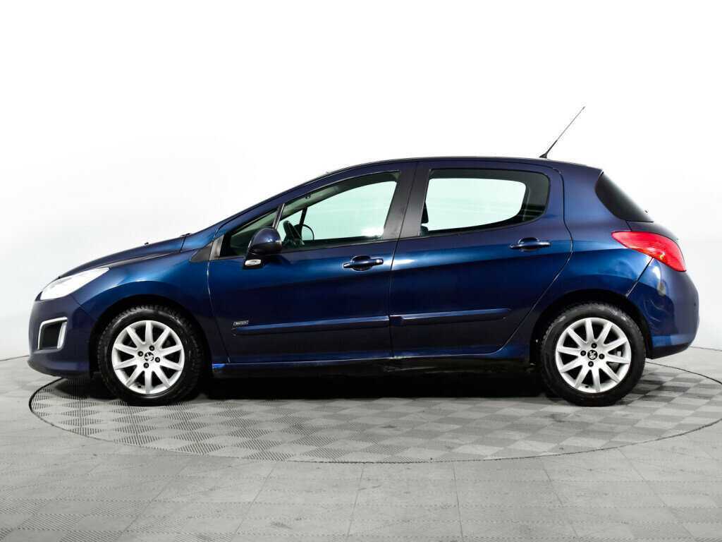 Купить Peugeot 308 с пробегом. Фото: #7