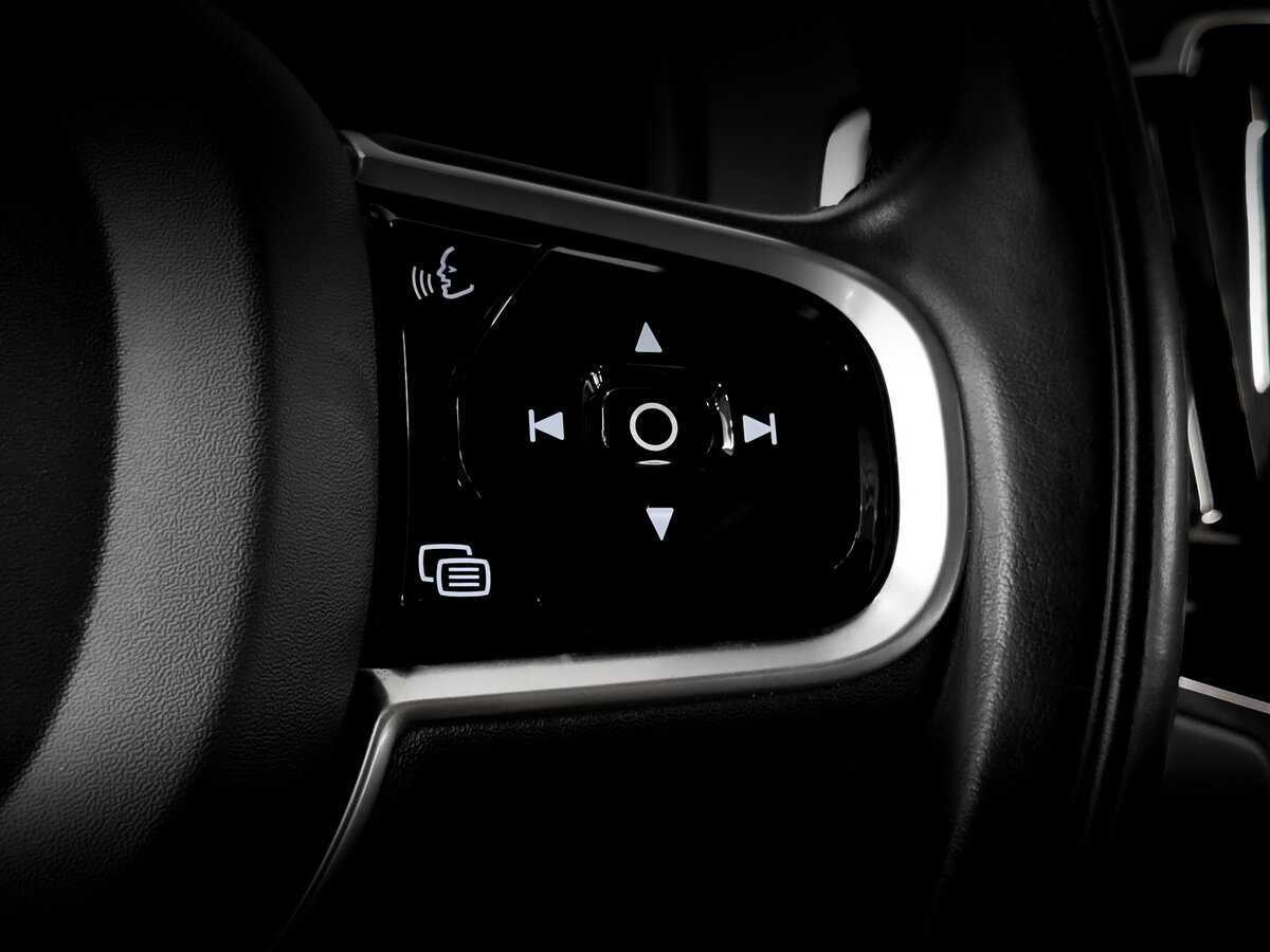 Купить Volvo XC90 с пробегом. Фото: #28