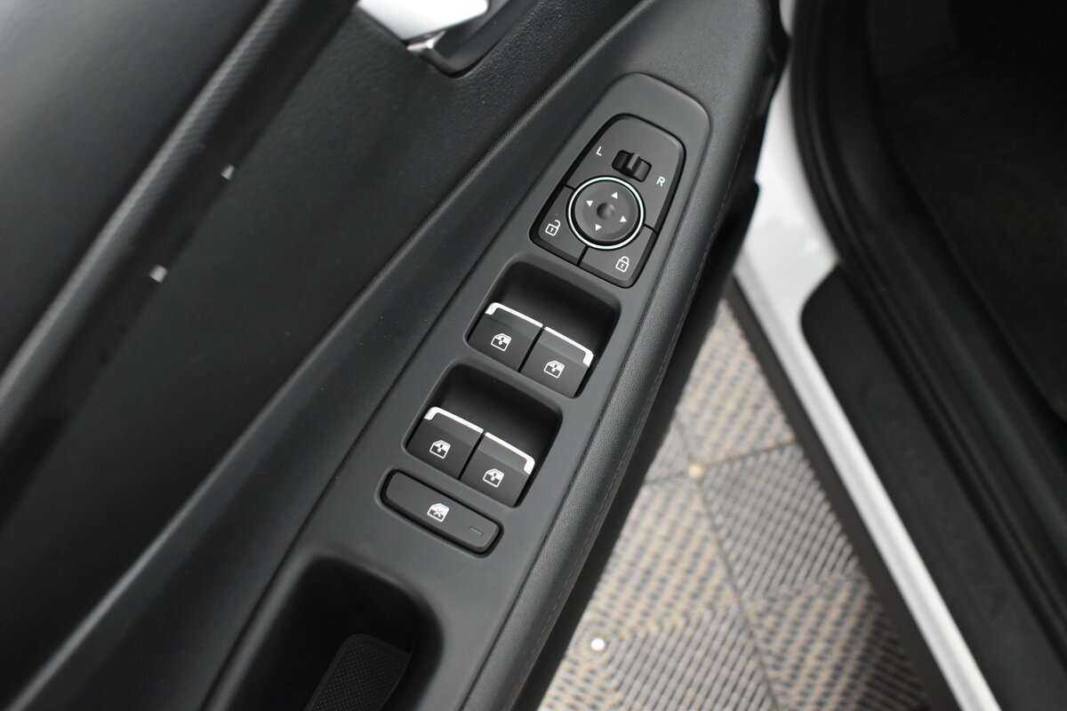 Купить Hyundai Santa Fe с пробегом. Фото: #8