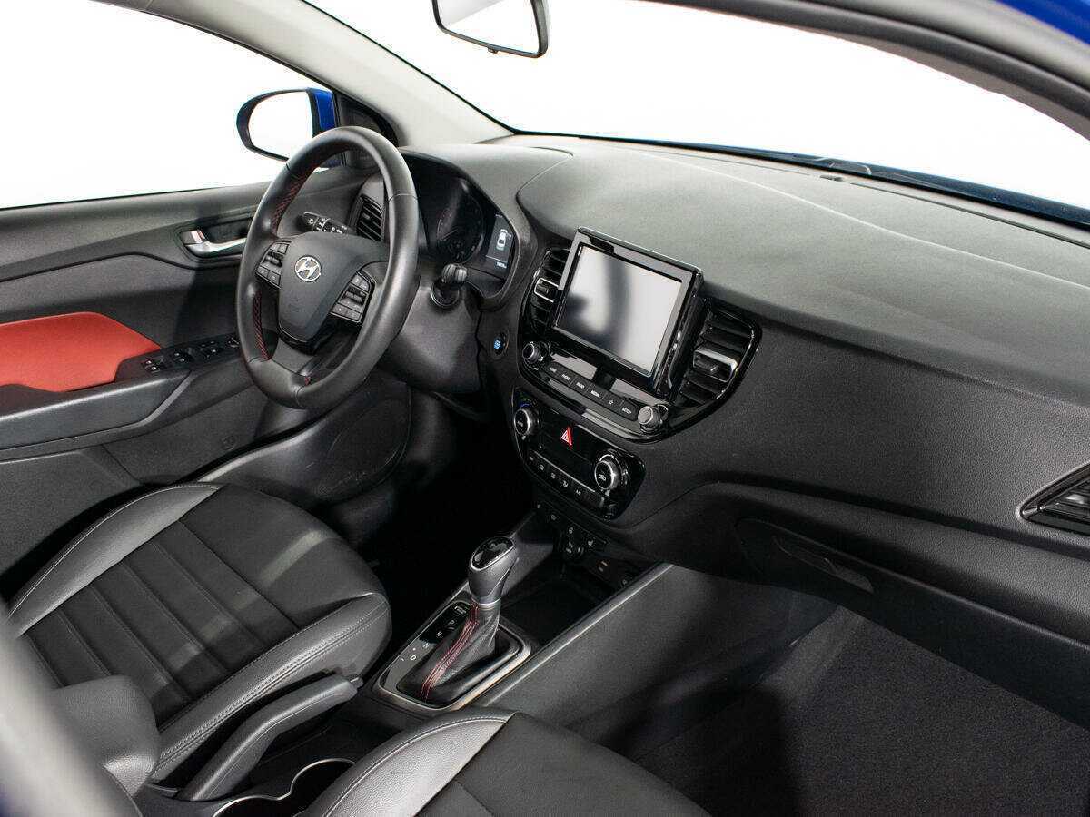 Купить Hyundai Solaris с пробегом. Фото: #8