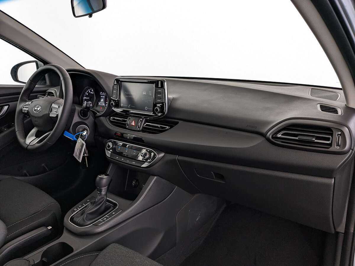 Купить Hyundai i30 с пробегом. Фото: #12
