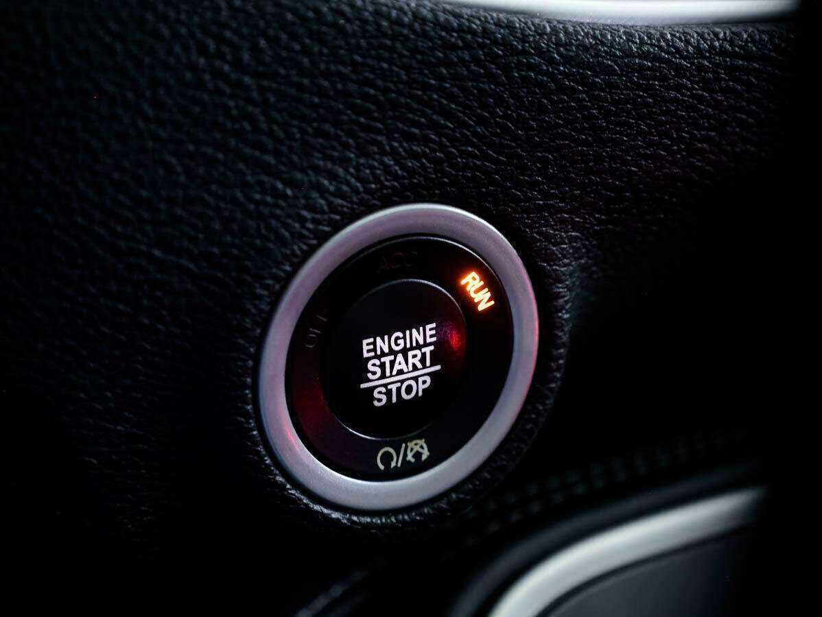 Купить Dodge Challenger с пробегом. Фото: #15