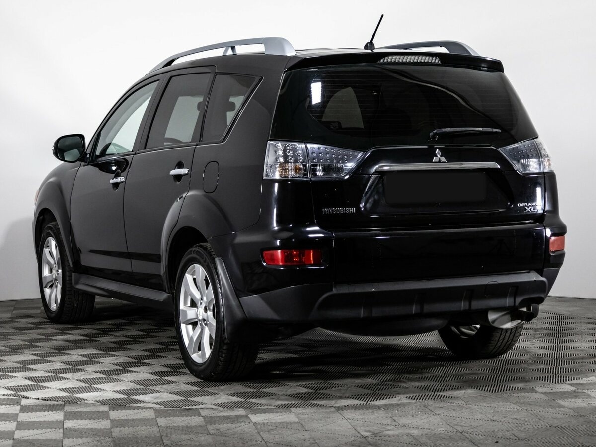 Купить Mitsubishi Outlander с пробегом. Фото: #5