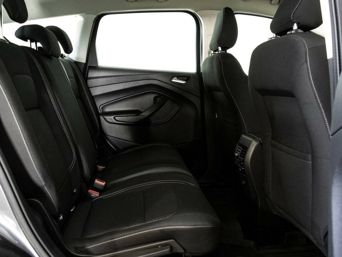 Купить Ford Kuga с пробегом. Фото: #12