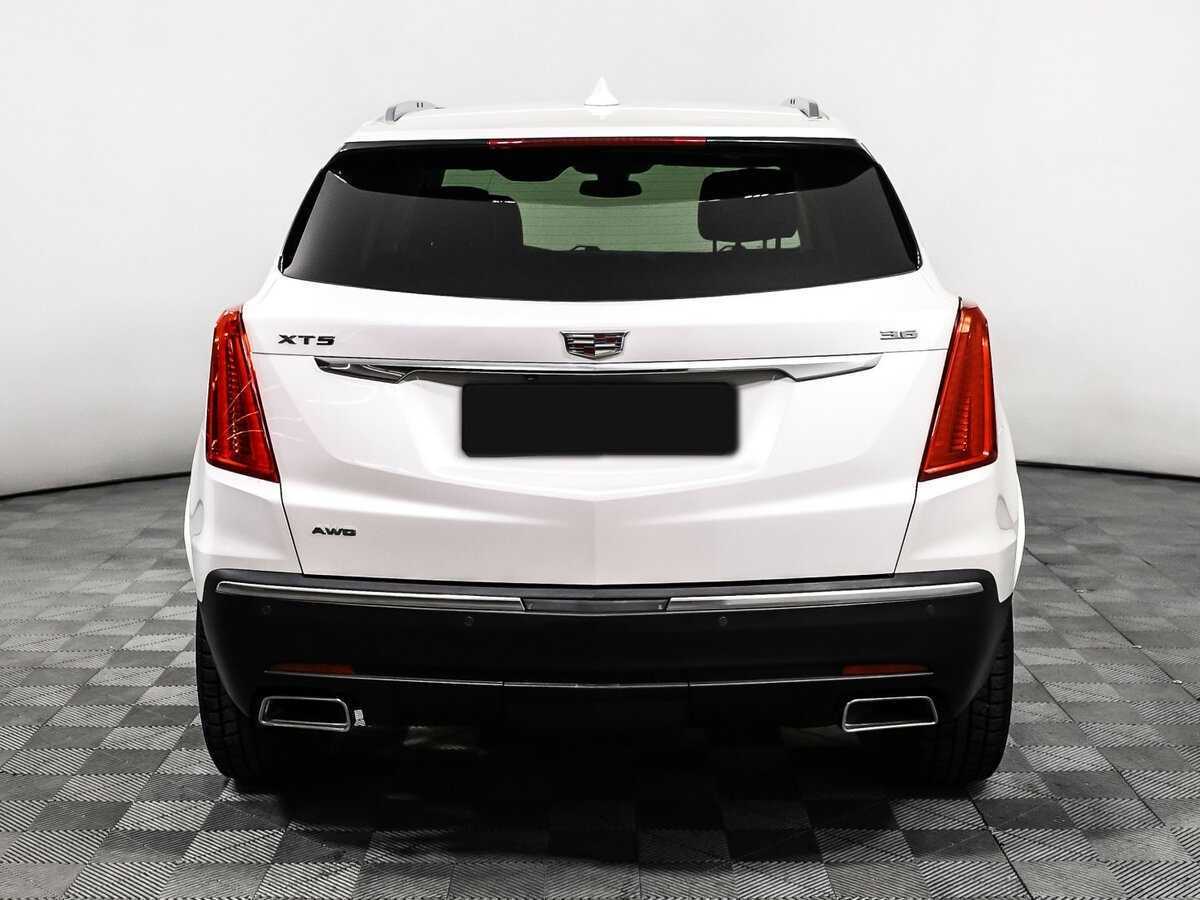 Купить Cadillac XT5 с пробегом. Фото: #5