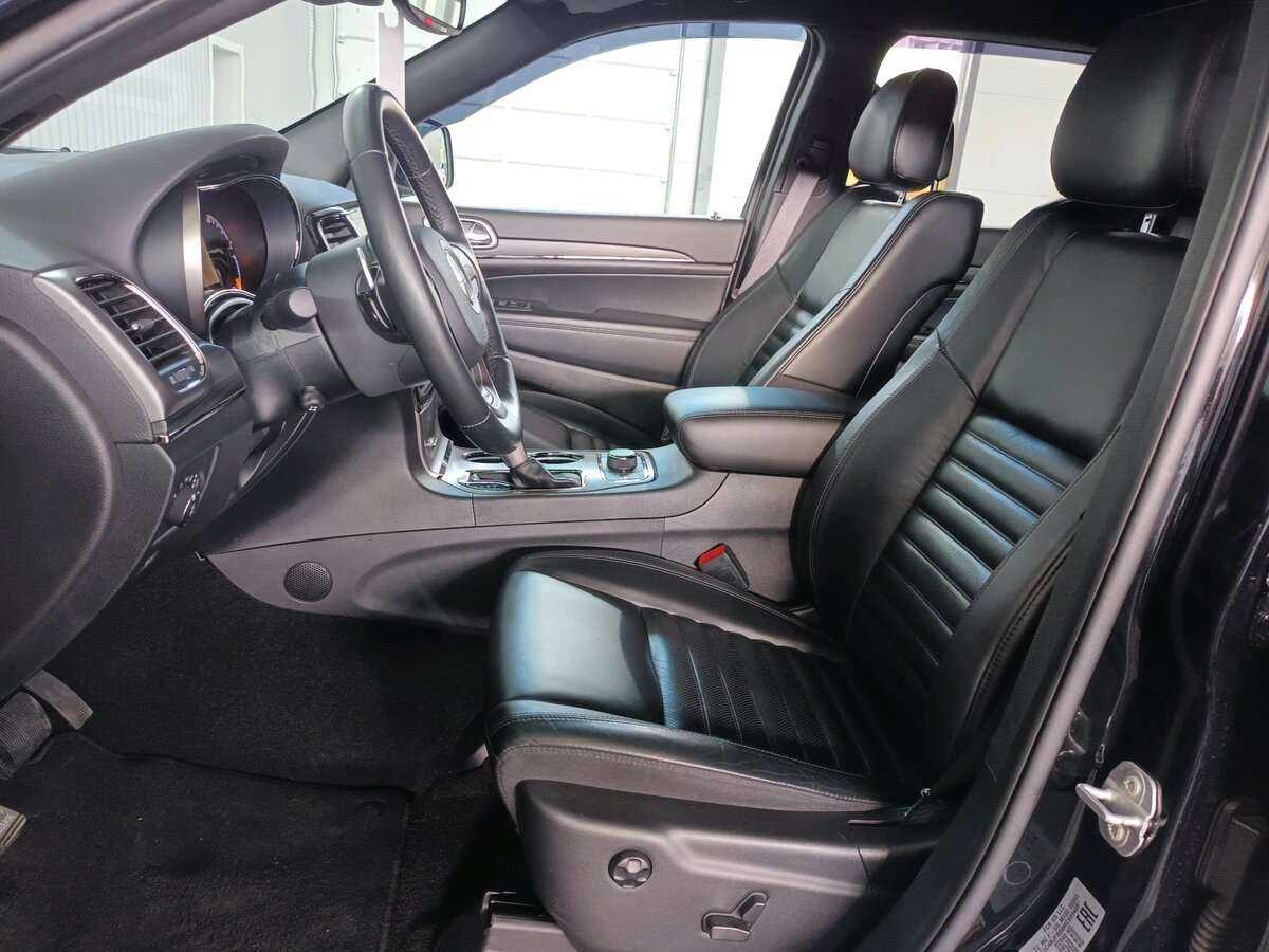 Купить Jeep Grand Cherokee с пробегом. Фото: #14
