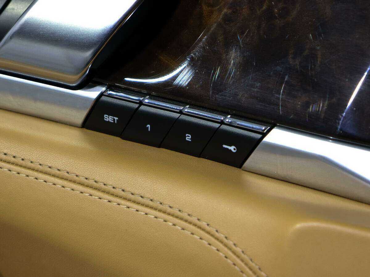 Купить Porsche Panamera с пробегом. Фото: #18