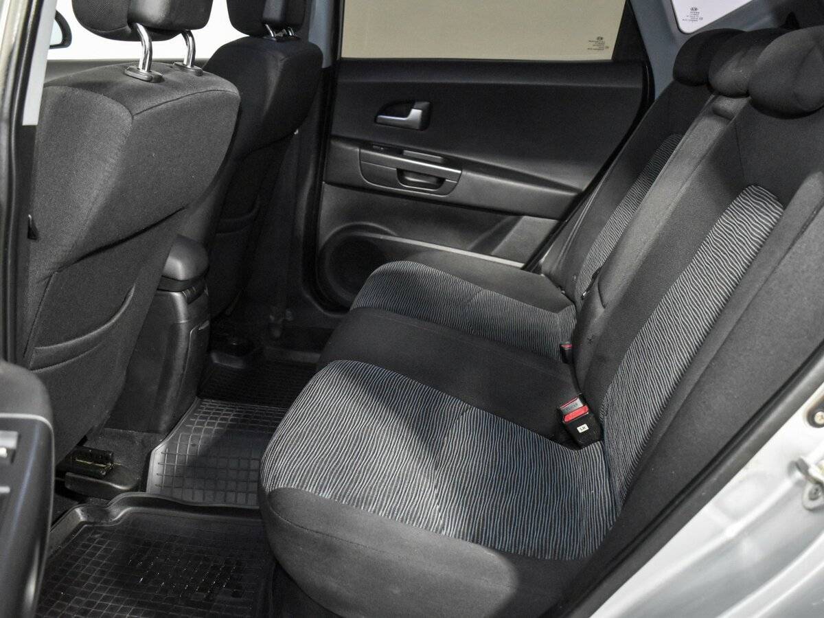 Купить Kia Ceed с пробегом. Фото: #10