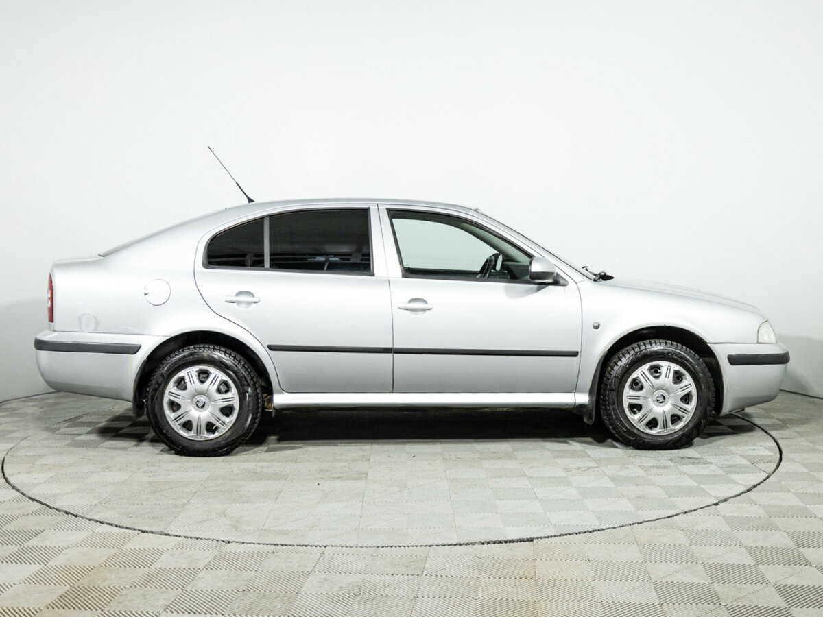 Купить Skoda Octavia с пробегом. Фото: #3