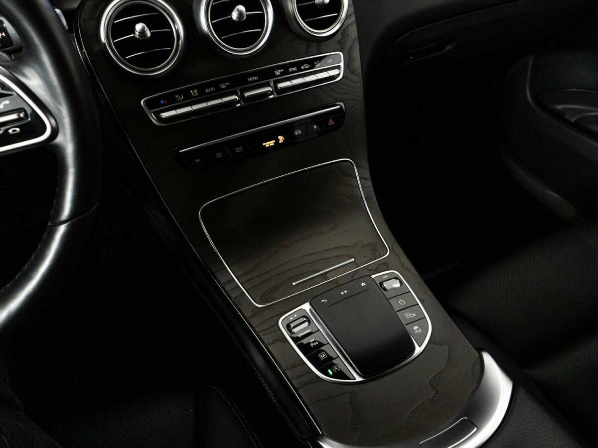 Купить Mercedes-Benz GLC с пробегом. Фото: #18
