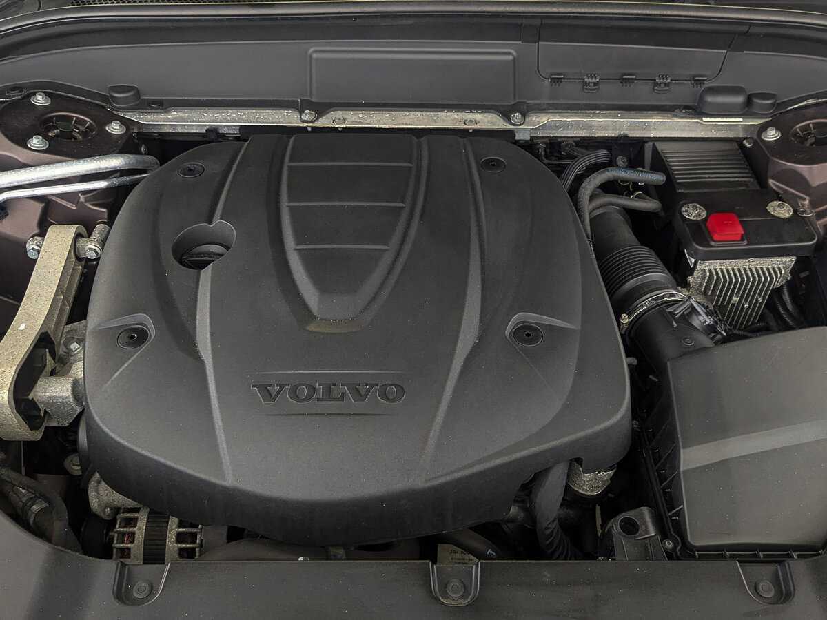 Купить Volvo XC60 с пробегом. Фото: #8