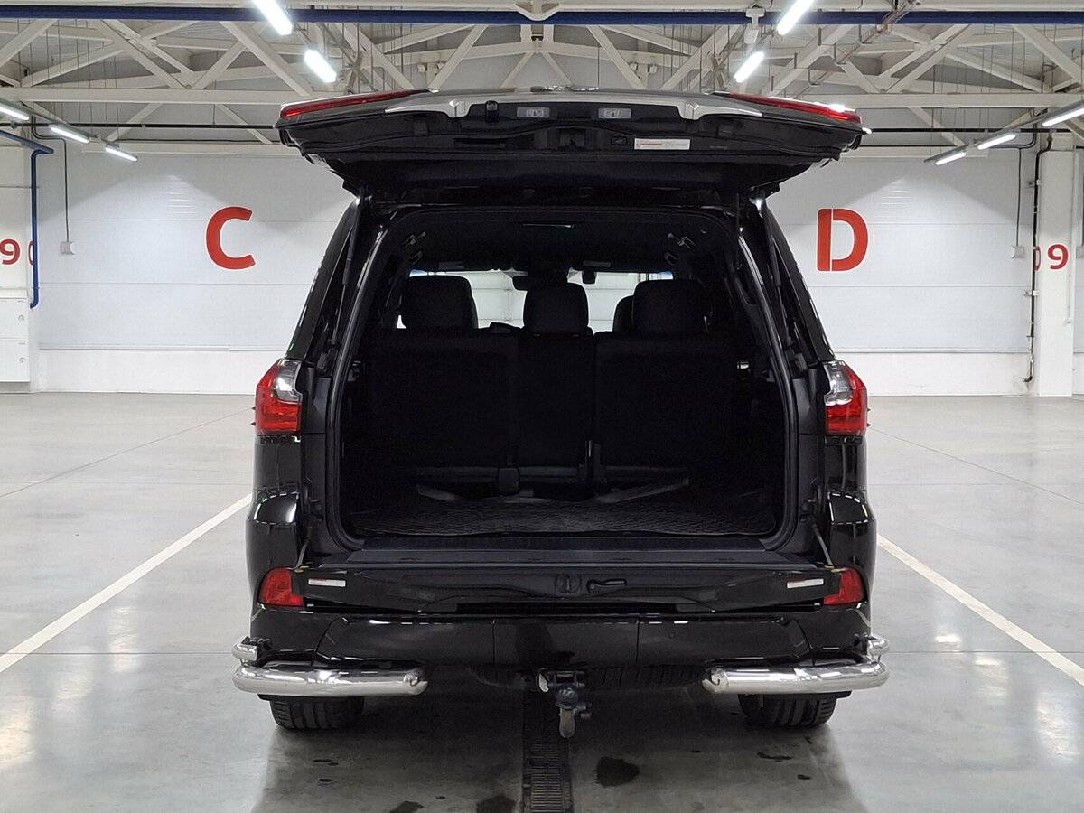 Купить Lexus LX с пробегом. Фото: #8