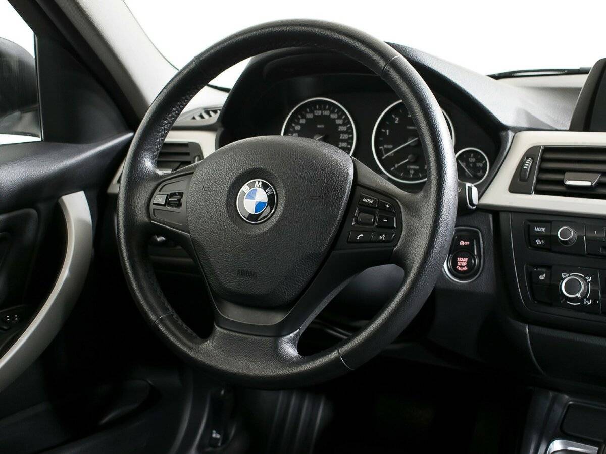 Купить BMW 3 серии с пробегом. Фото: #22