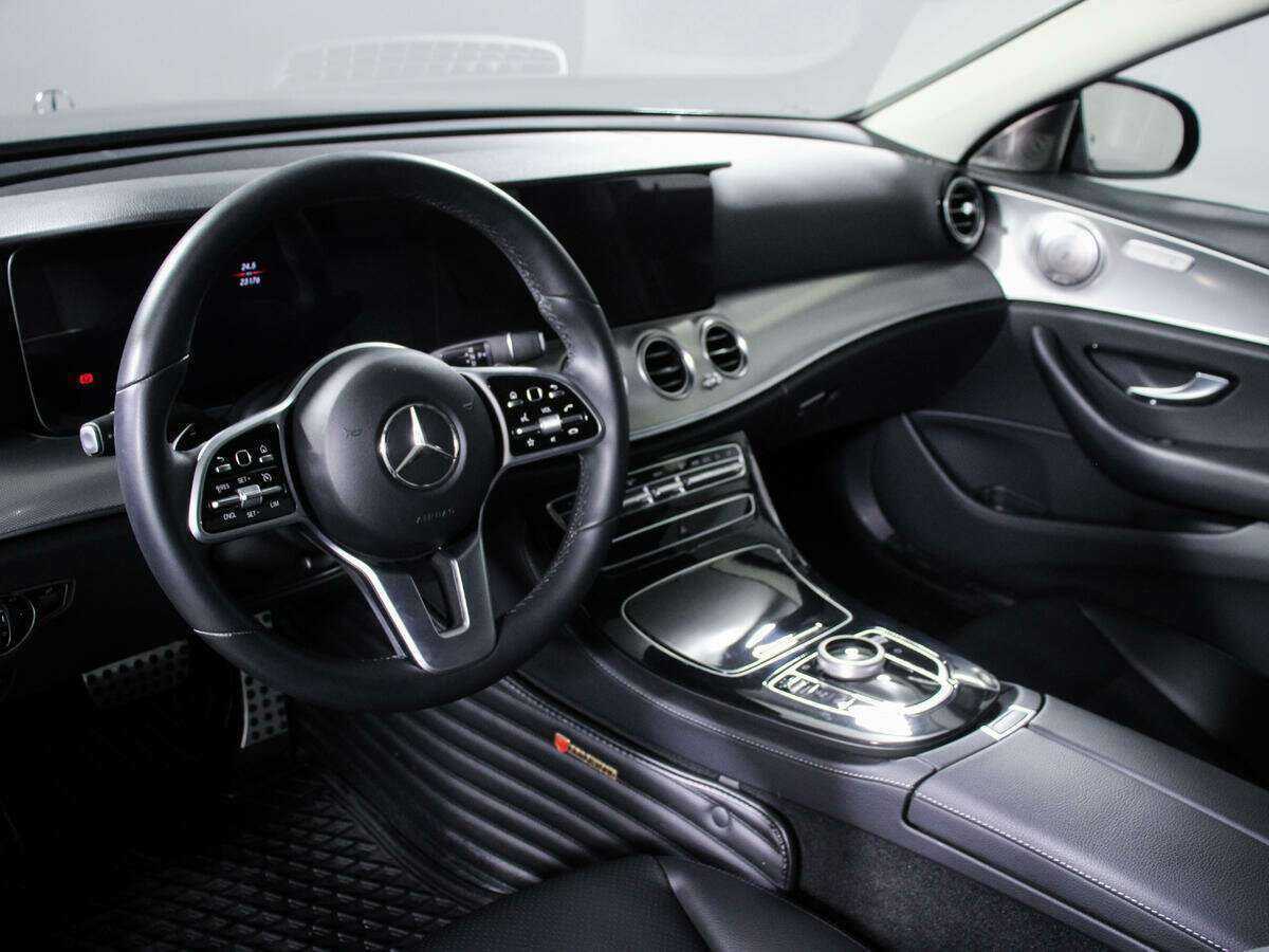 Купить Mercedes-Benz E-Класс с пробегом. Фото: #9