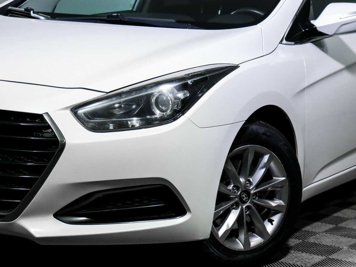 Купить Hyundai i40 с пробегом. Фото: #12