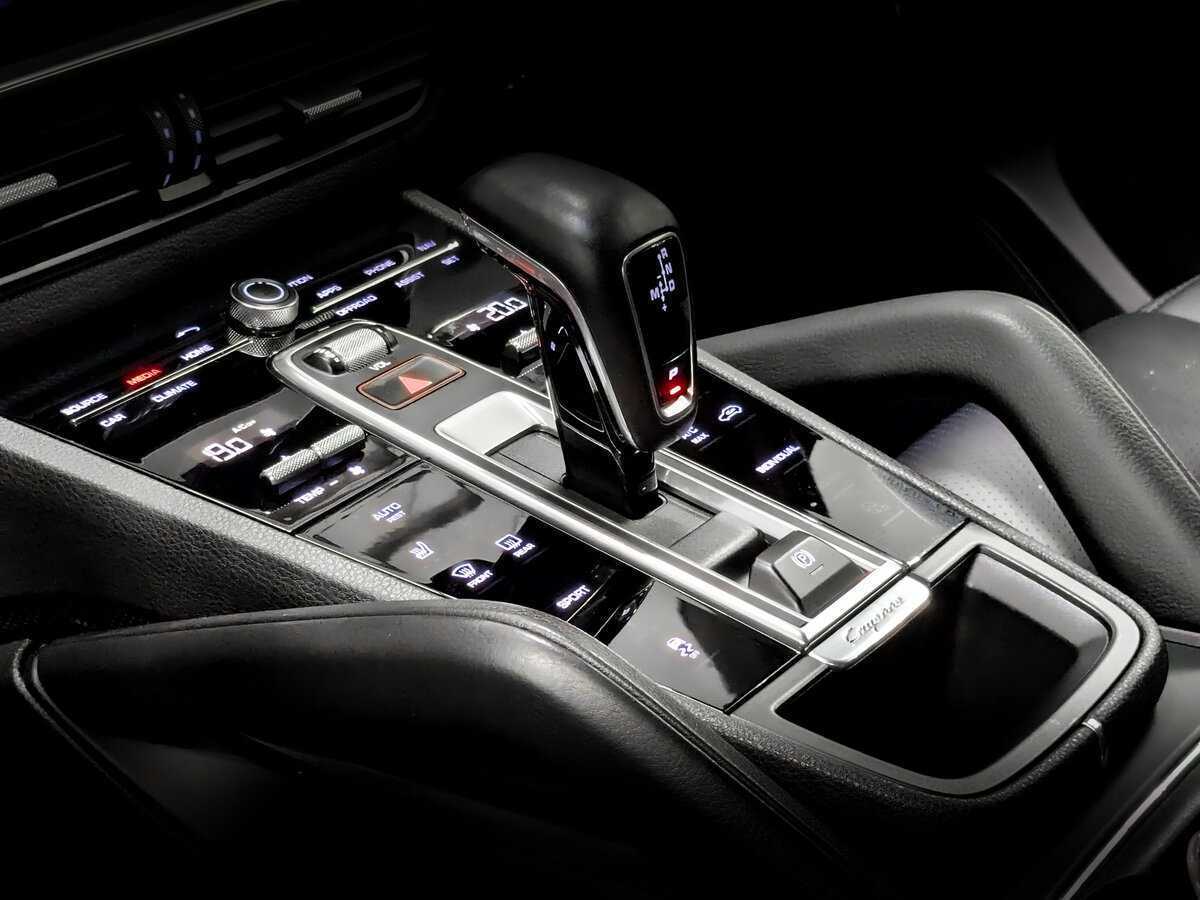 Купить Porsche Cayenne с пробегом. Фото: #28