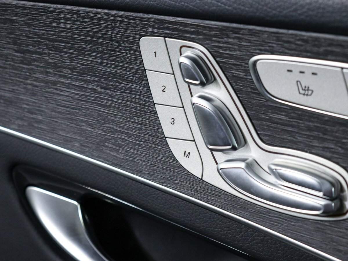 Купить Mercedes-Benz GLC Coupe с пробегом. Фото: #18
