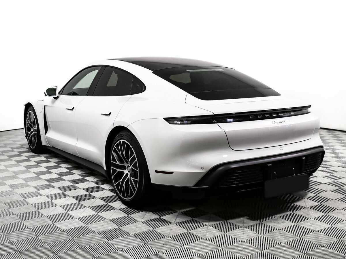 Купить Porsche Taycan с пробегом. Фото: #6