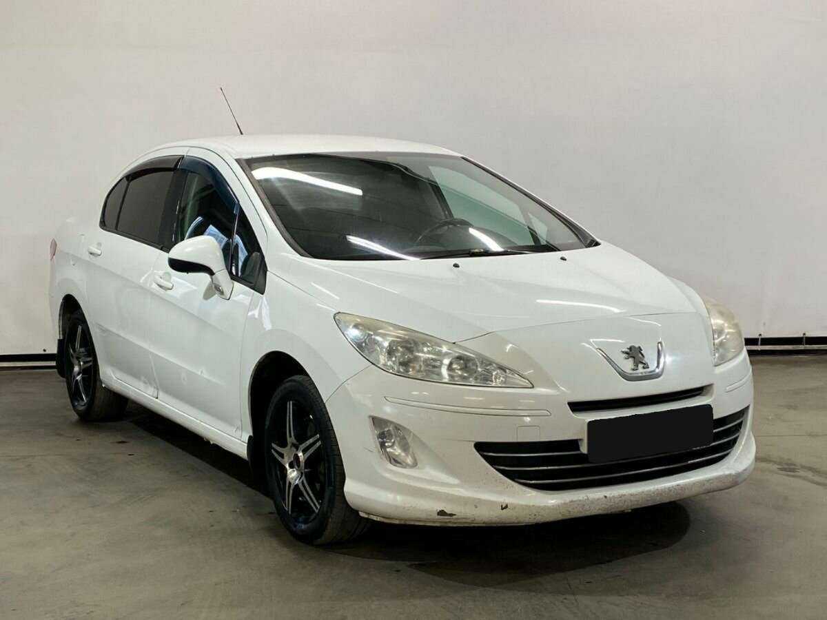 Купить Peugeot 408 с пробегом. Фото: #2