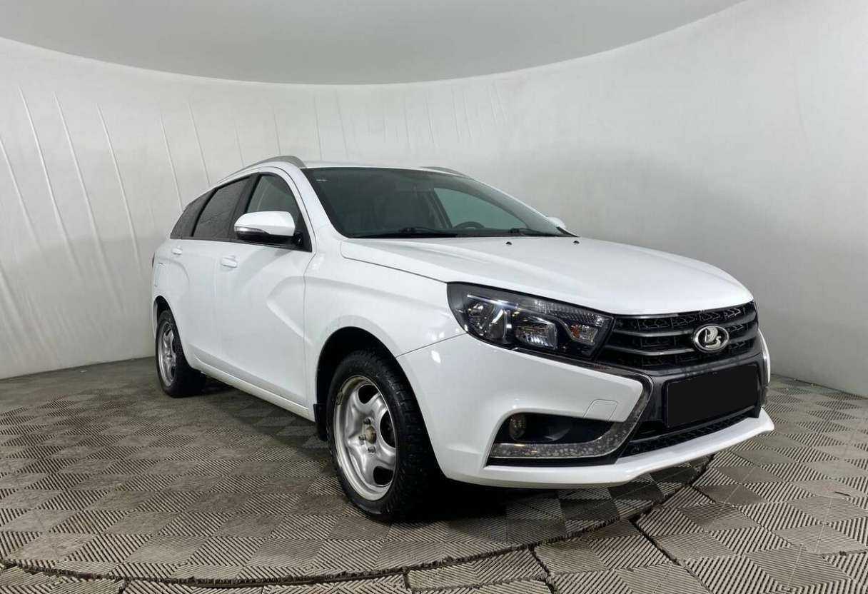 Купить Lada (ВАЗ) Vesta с пробегом. Фото: #2