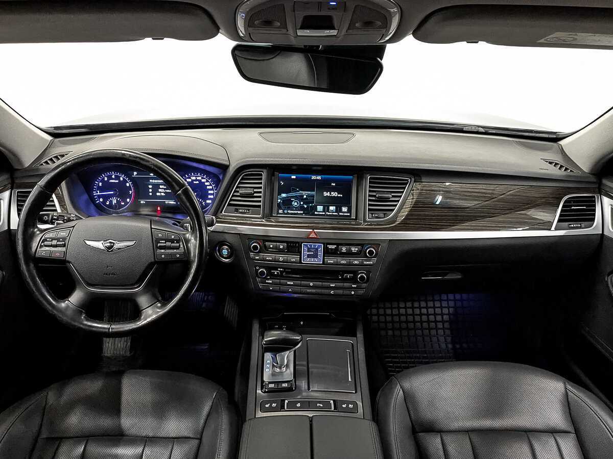 Купить Genesis G80 с пробегом. Фото: #13