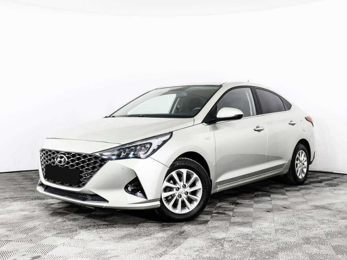 Купить Hyundai Solaris с пробегом. Фото: #0