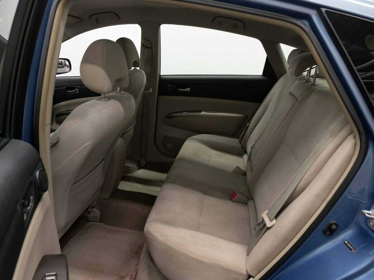 Купить Toyota Prius с пробегом. Фото: #8