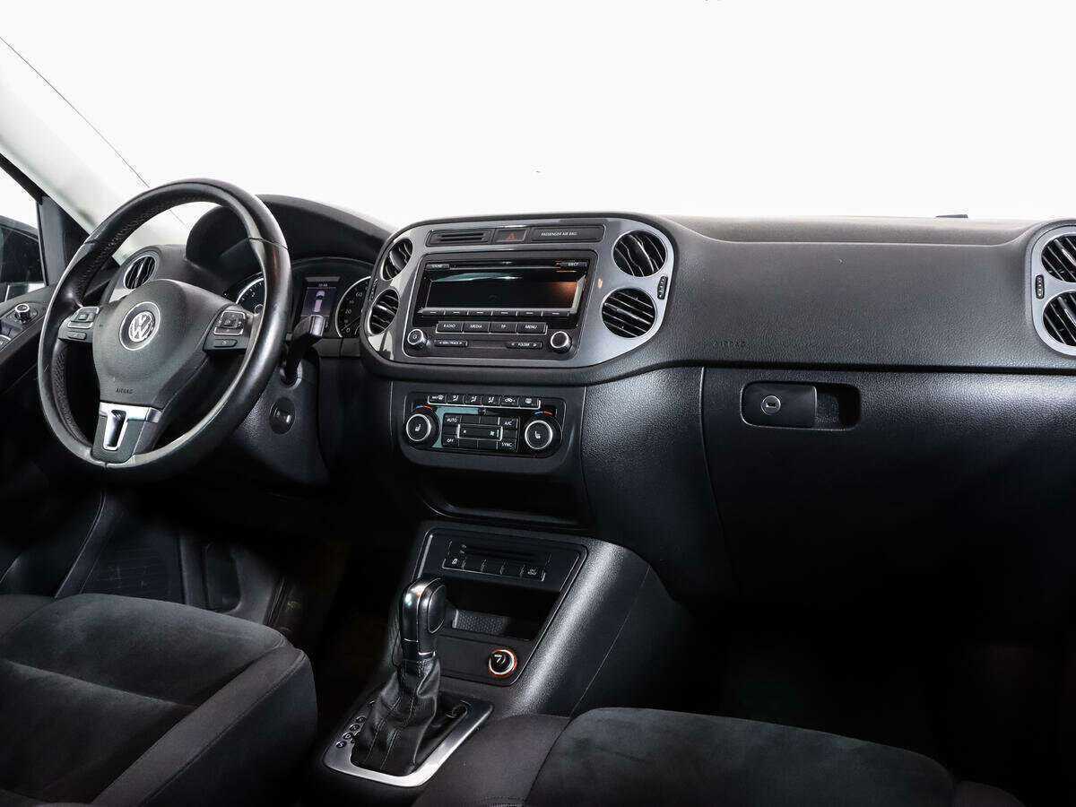 Купить Volkswagen Tiguan с пробегом. Фото: #8