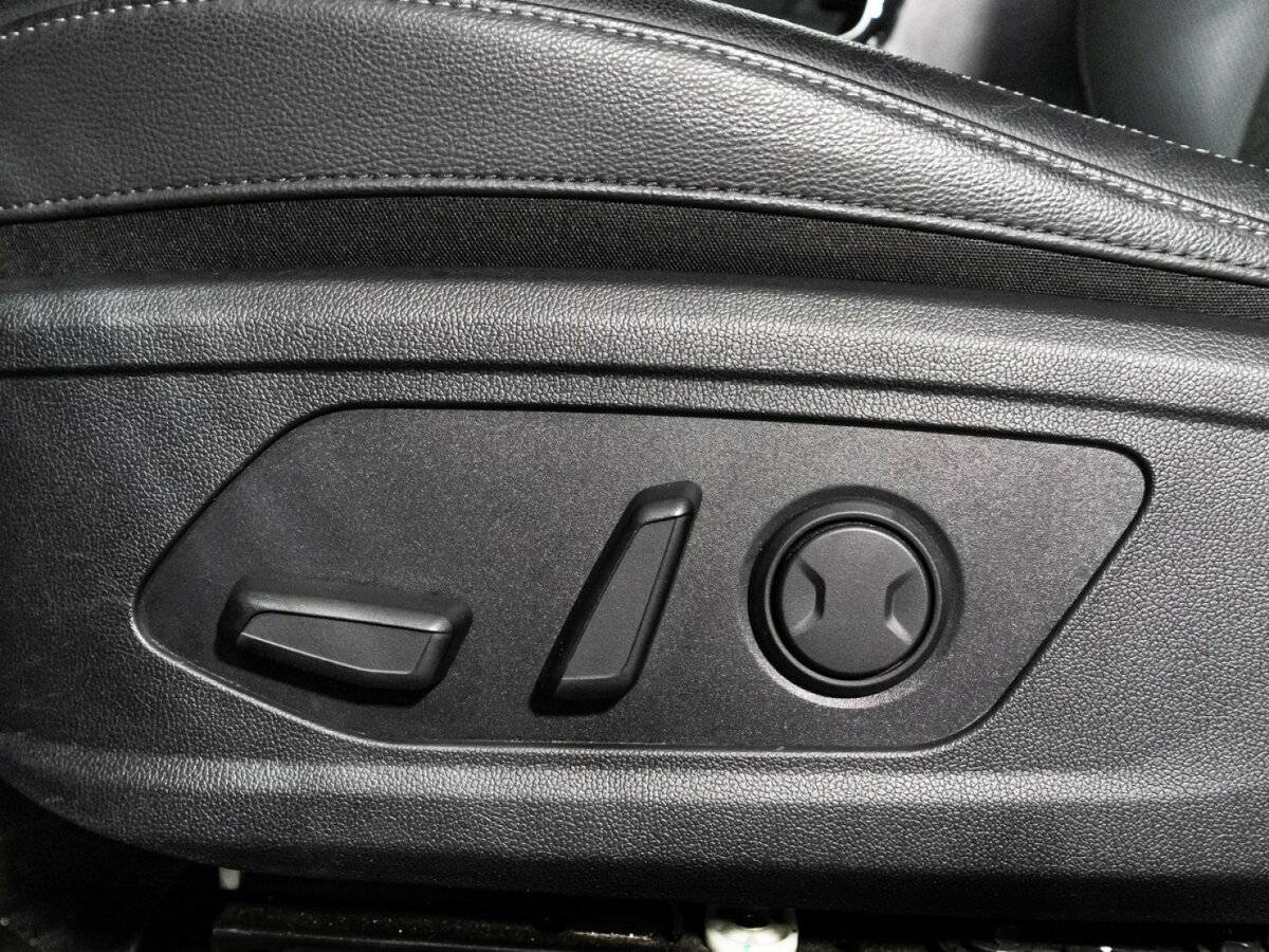 Купить Kia Sorento с пробегом. Фото: #19