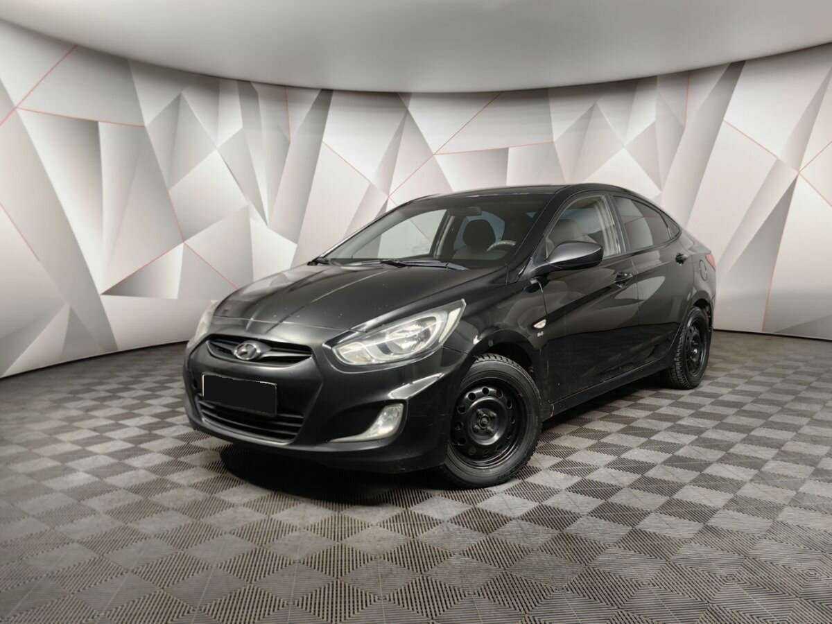 Купить Hyundai Solaris с пробегом. Фото: #0