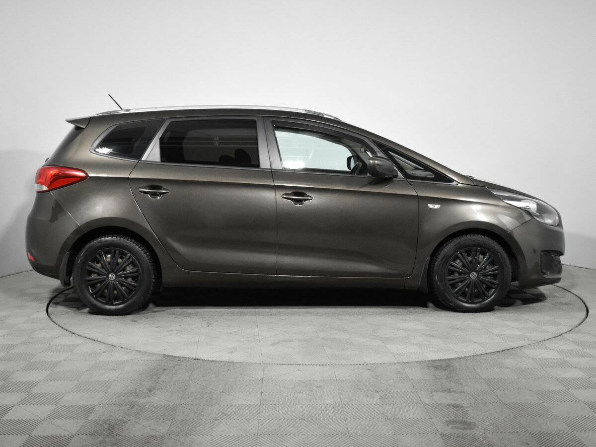 Купить Kia Carens с пробегом. Фото: #4