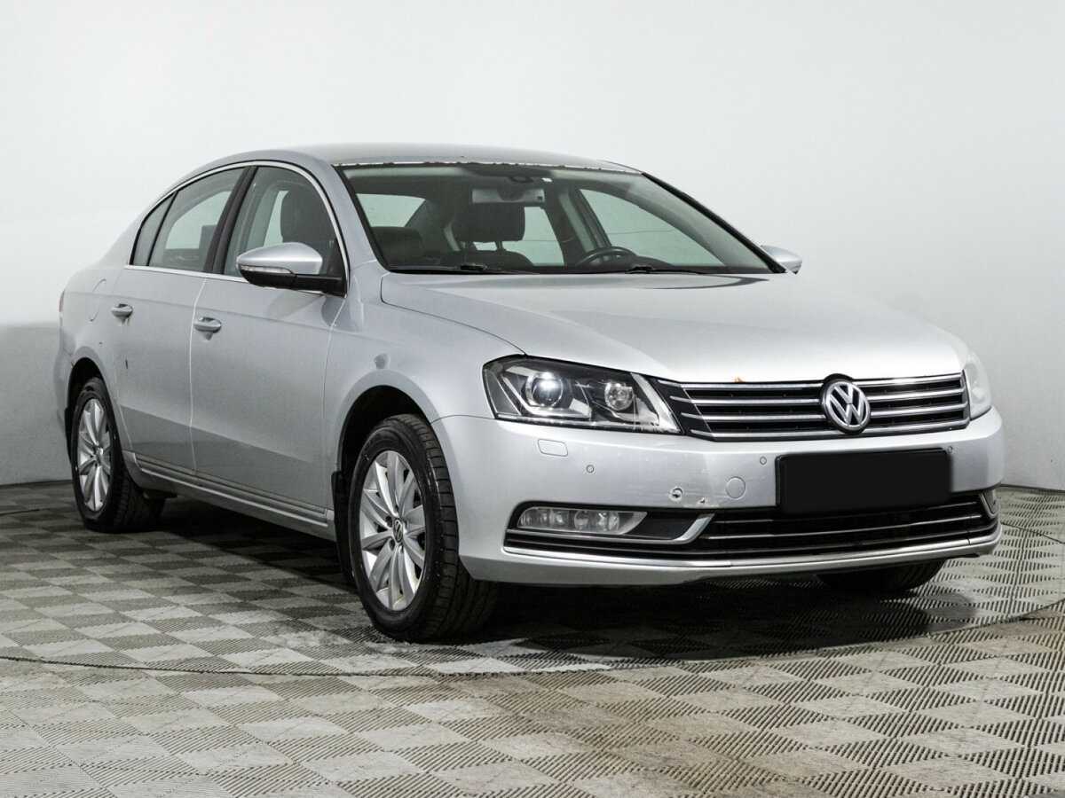 Купить Volkswagen Passat с пробегом. Фото: #2