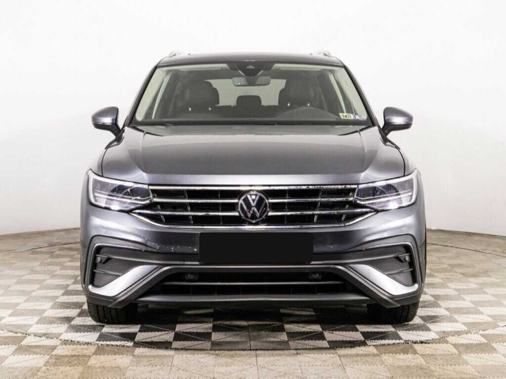 Купить Volkswagen Tiguan с пробегом. Фото: #1