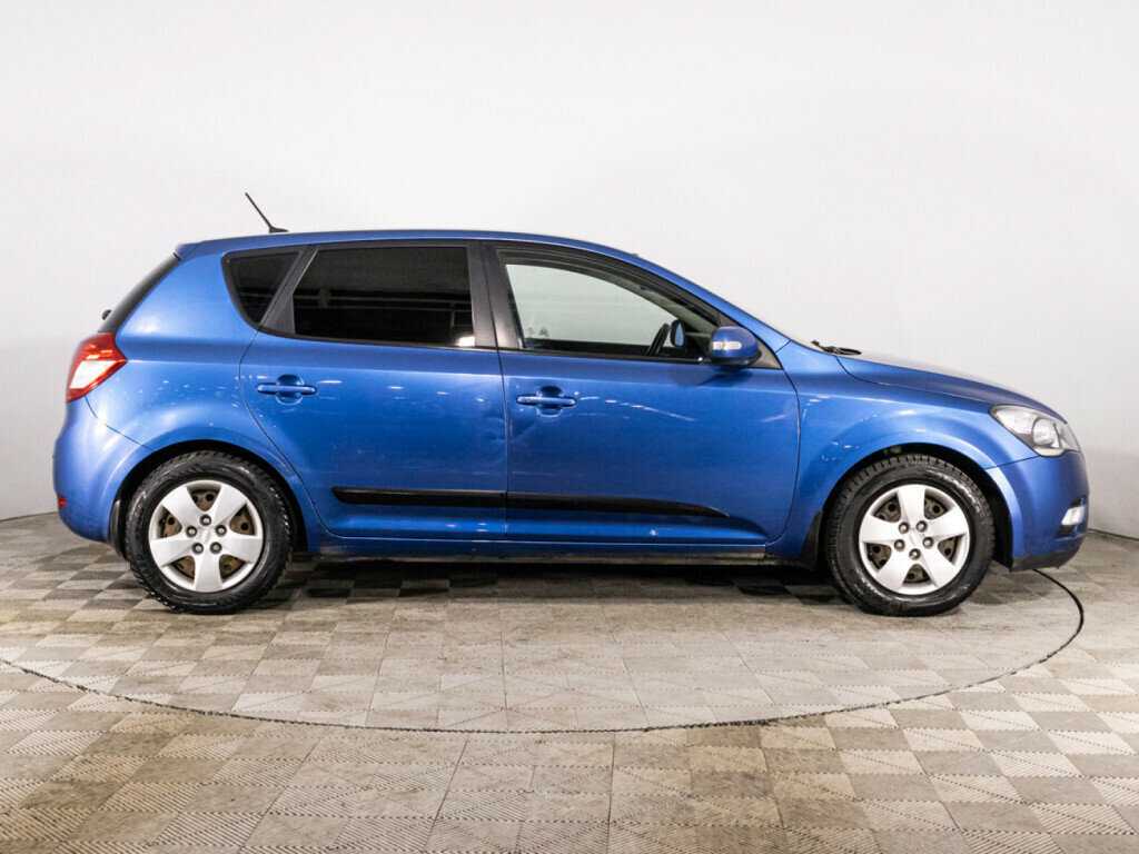 Купить Kia Ceed с пробегом. Фото: #3