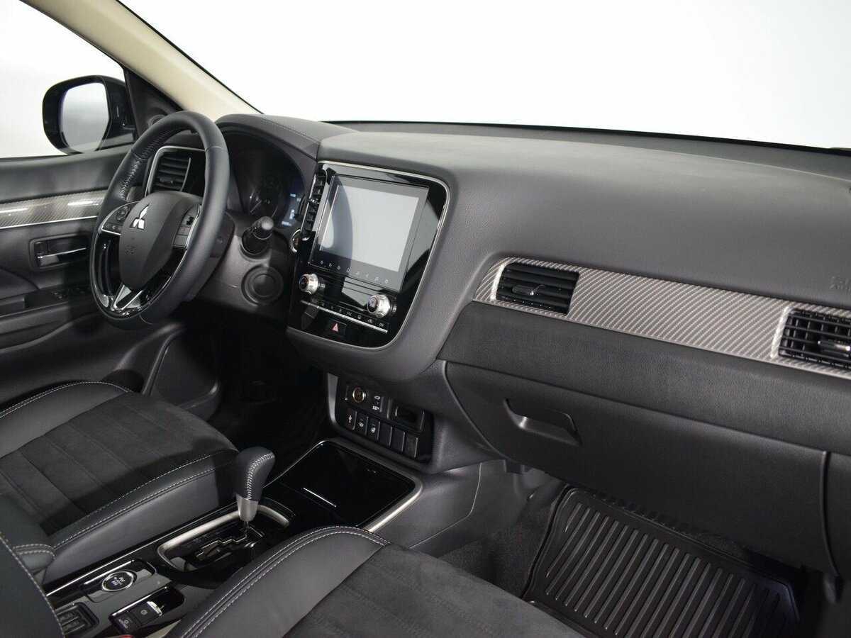 Купить Mitsubishi Outlander с пробегом. Фото: #7