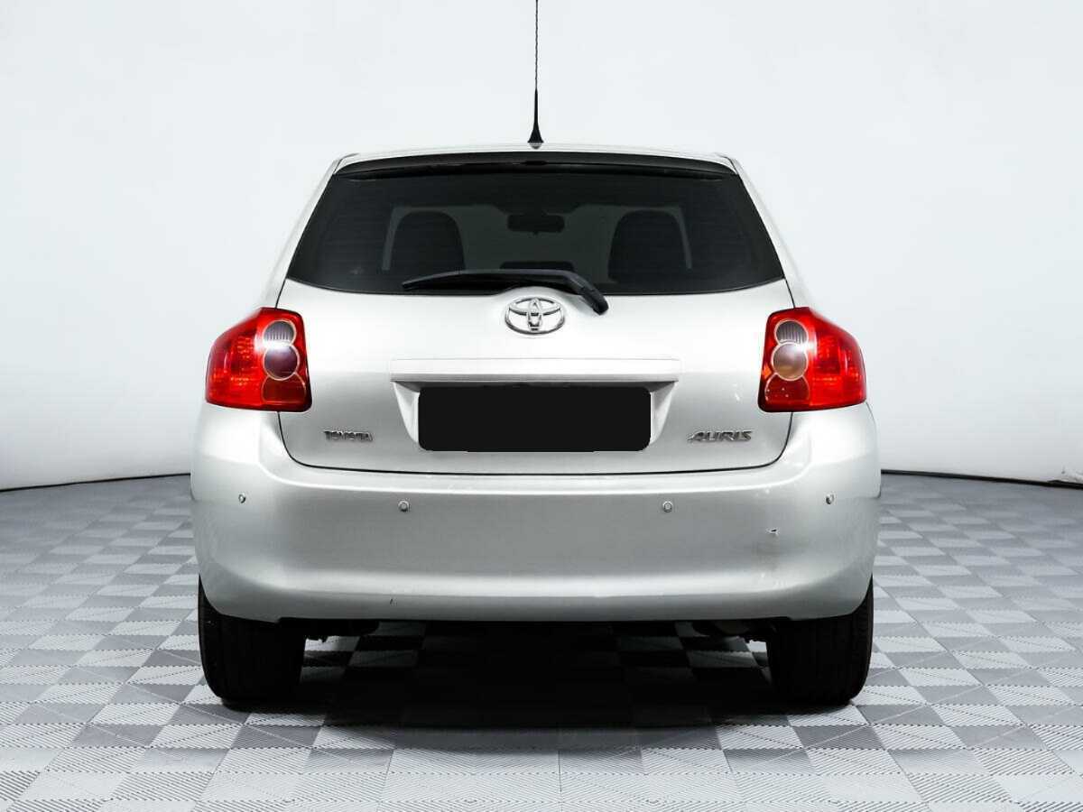 Купить Toyota Auris с пробегом. Фото: #5