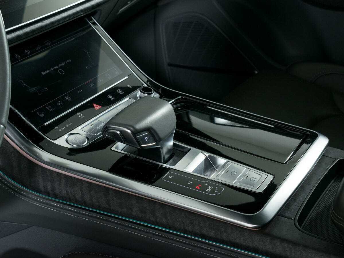 Купить Audi Q8 с пробегом. Фото: #22